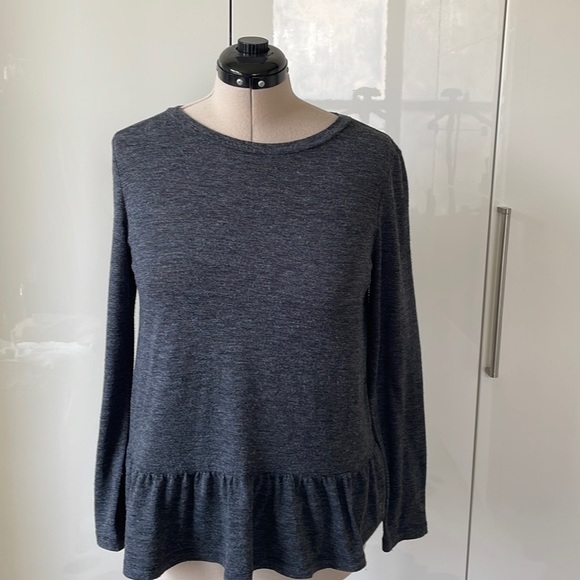 LOFT Sweater with long sleeves Color-Gray Size-Medium - Picture 13 of 13